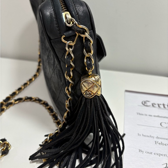 Authentic CHANEL Black Leather lambskin camera Shoulder Bag w/ duster & - Picture 5 of 16